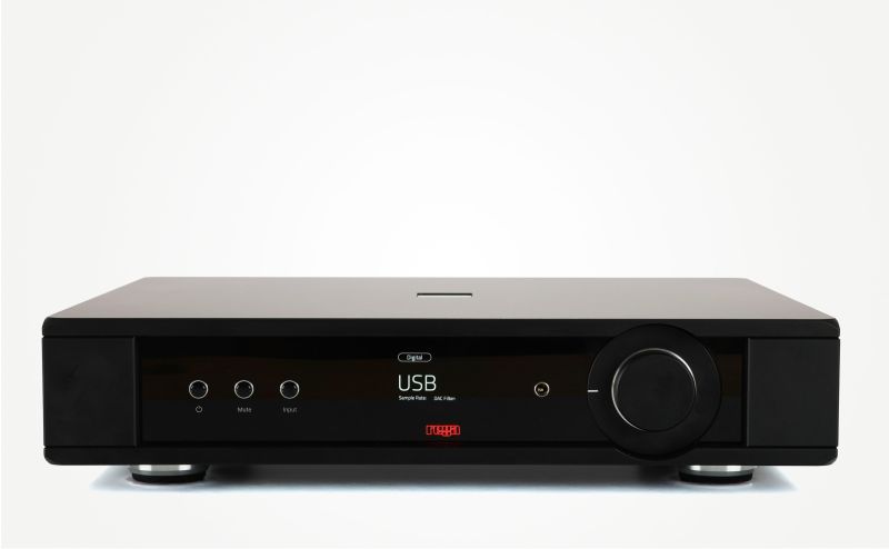 The Mercury straight on from the front, its full colour IPS display reading USB between the three small buttons and the volume knob
