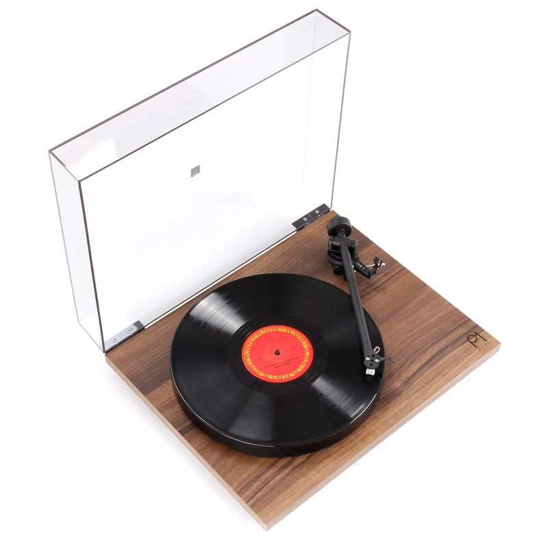 Planar 1 Plus in the Walnut effect finish, dustcover open, record on the platter