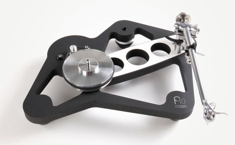 The skeletal plinth with the platter removed, showing the ceramic top brace, the hub bearing and the RB3000 tonearm