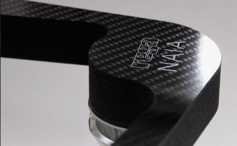 The graphene impregnated carbon fibre plinth with the rega NAIA engraving